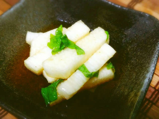 簡単!作り置き♪青しそと長芋の浅漬け